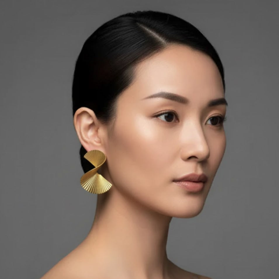 Boucles d’oreilles sculpturales torsadées Solstice